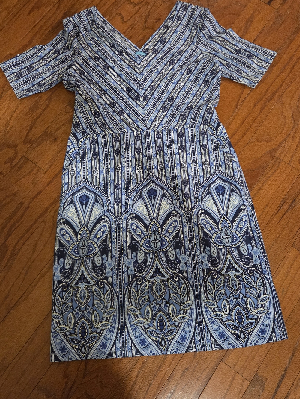 J. McLaughlin Medium Catalina Cloth Sheath Dress in Blue Paisley